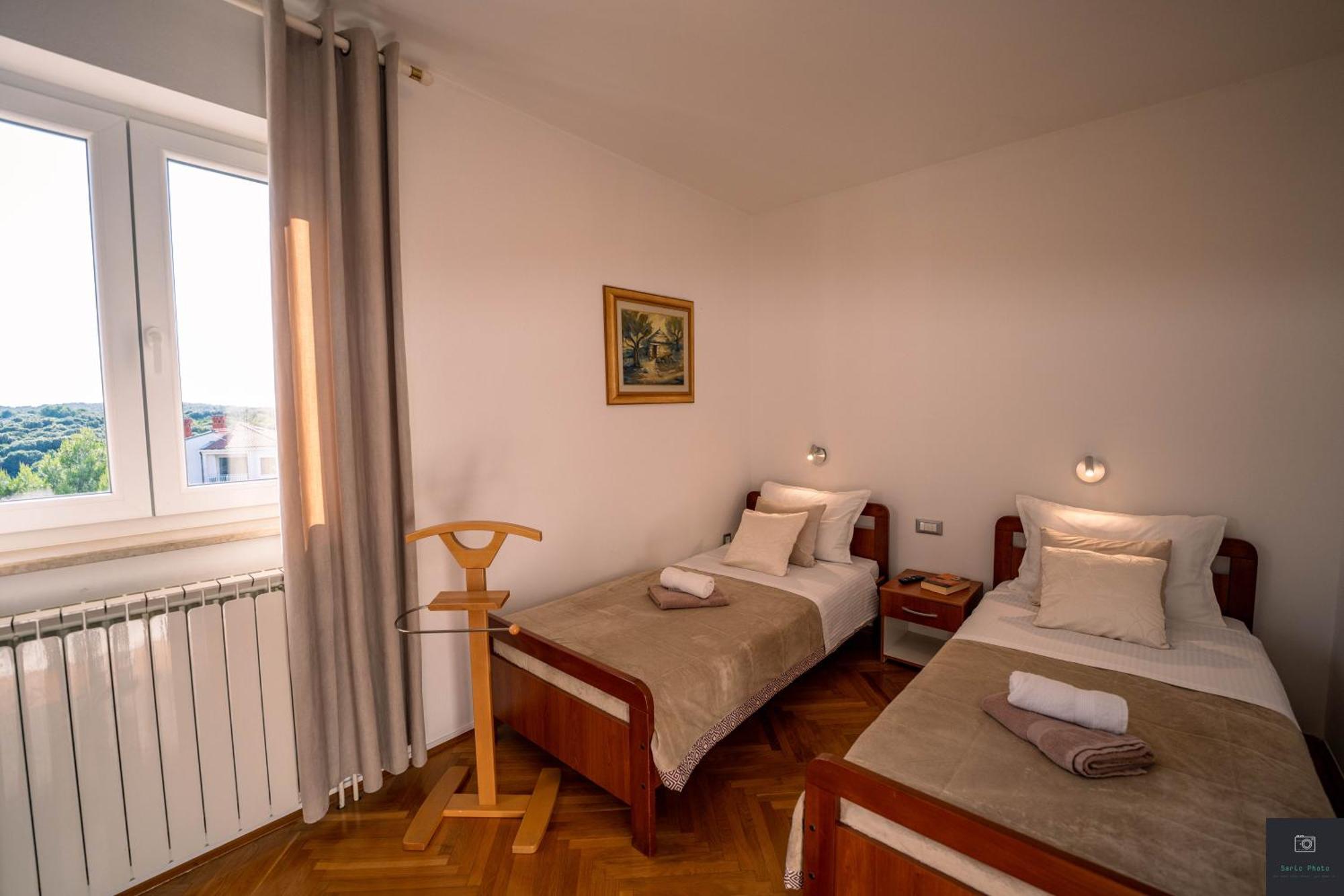 Apartman Nino Pula Bagian luar foto