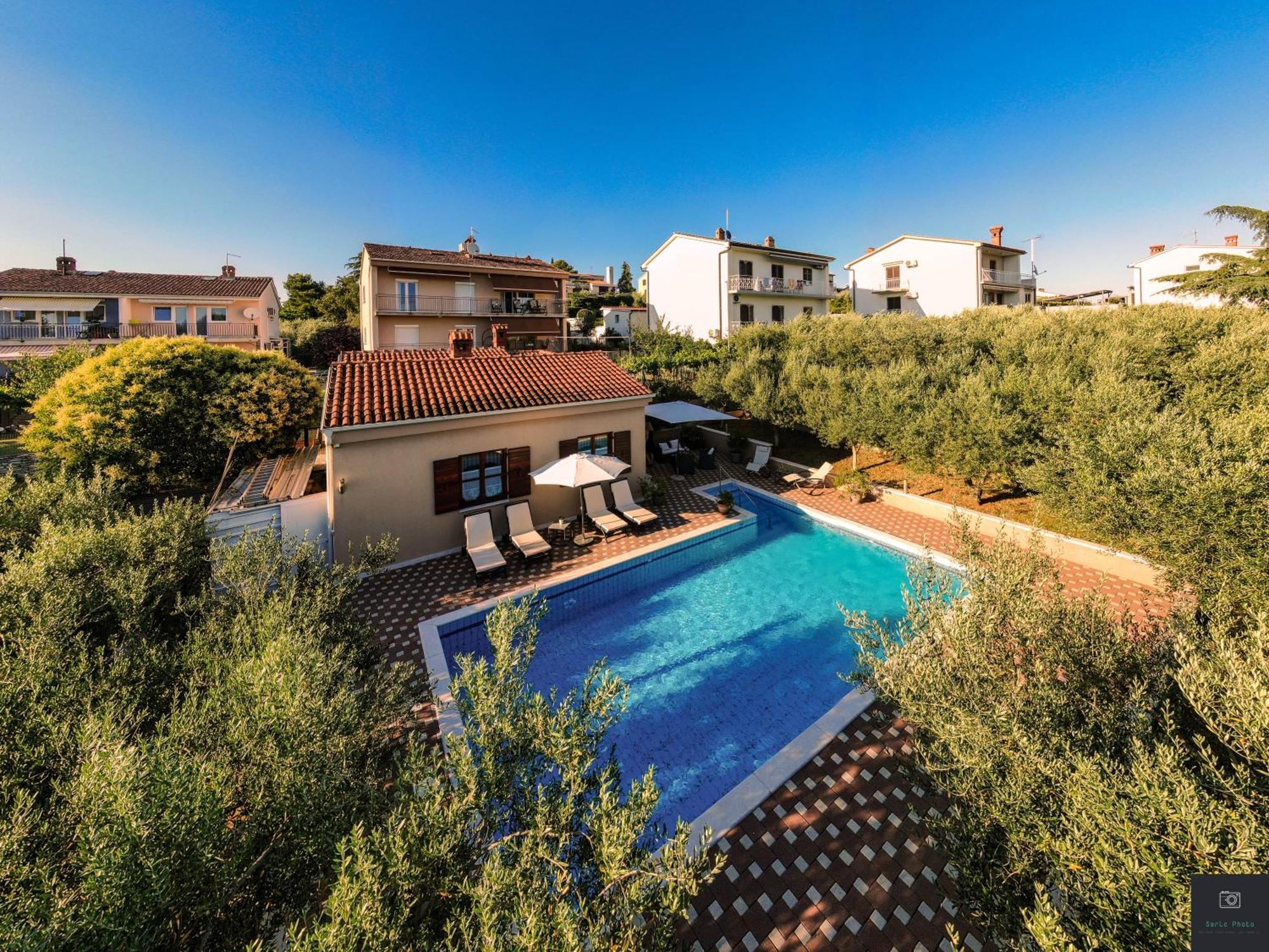 Apartman Nino Pula Bagian luar foto